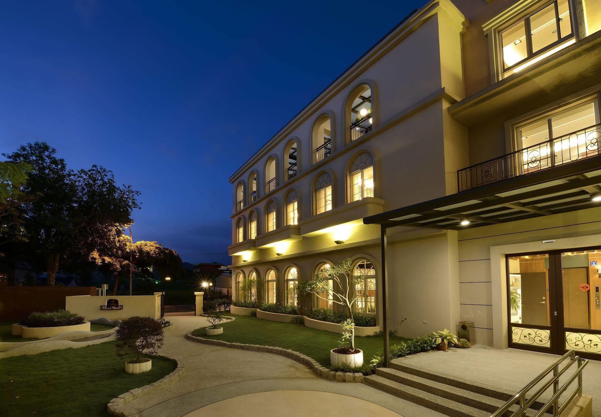 Caffir Garden Hotel Джиджи Екстериор снимка
